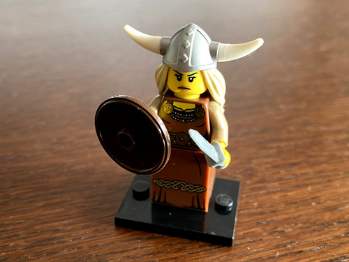 Lego minifigures serie 8831 - lego, 7